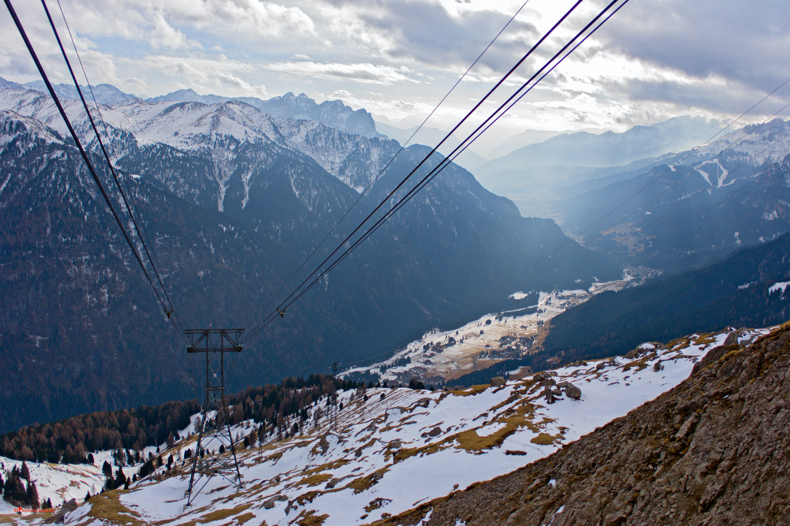 Вид на долину Val di Fassa c вершины подъ