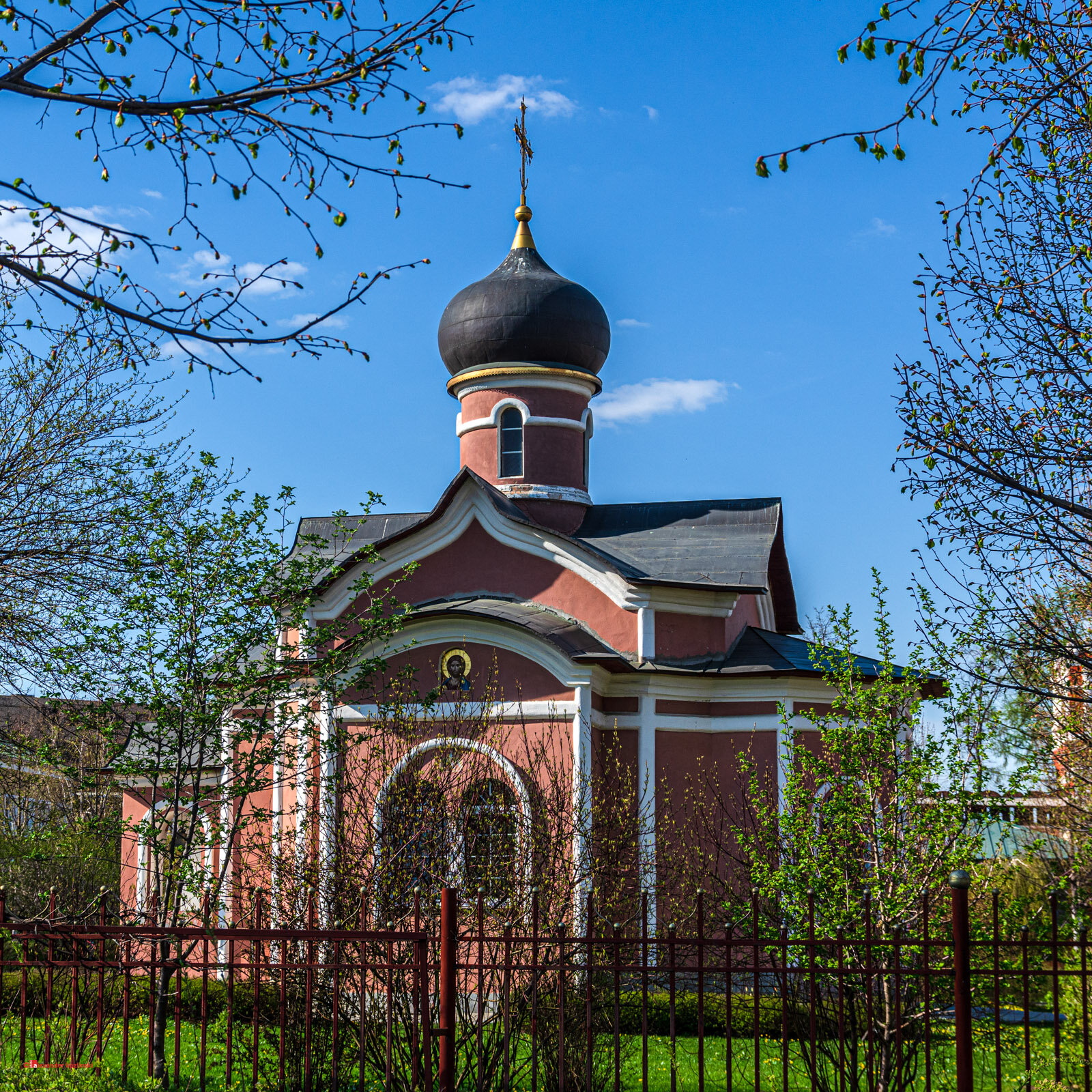 Александра Невского церковь